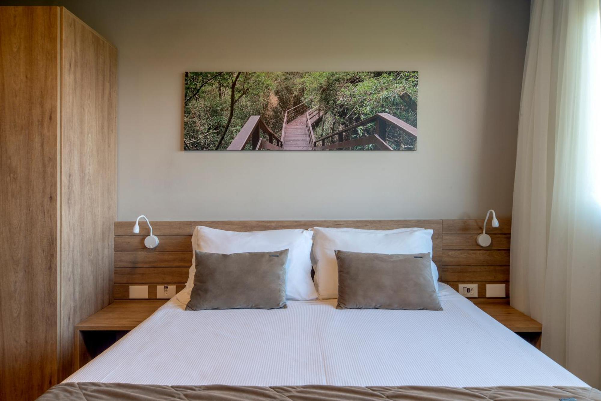 גראמדו Laghetto Resort Golden מראה חיצוני תמונה